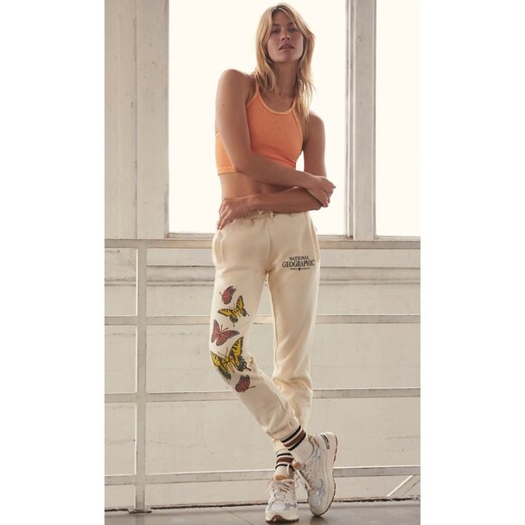 Nat Geo x Parks Project Butterfly Joggers Cream Pale Yellow High-Rise Sweatpants - Picture 5 of 12